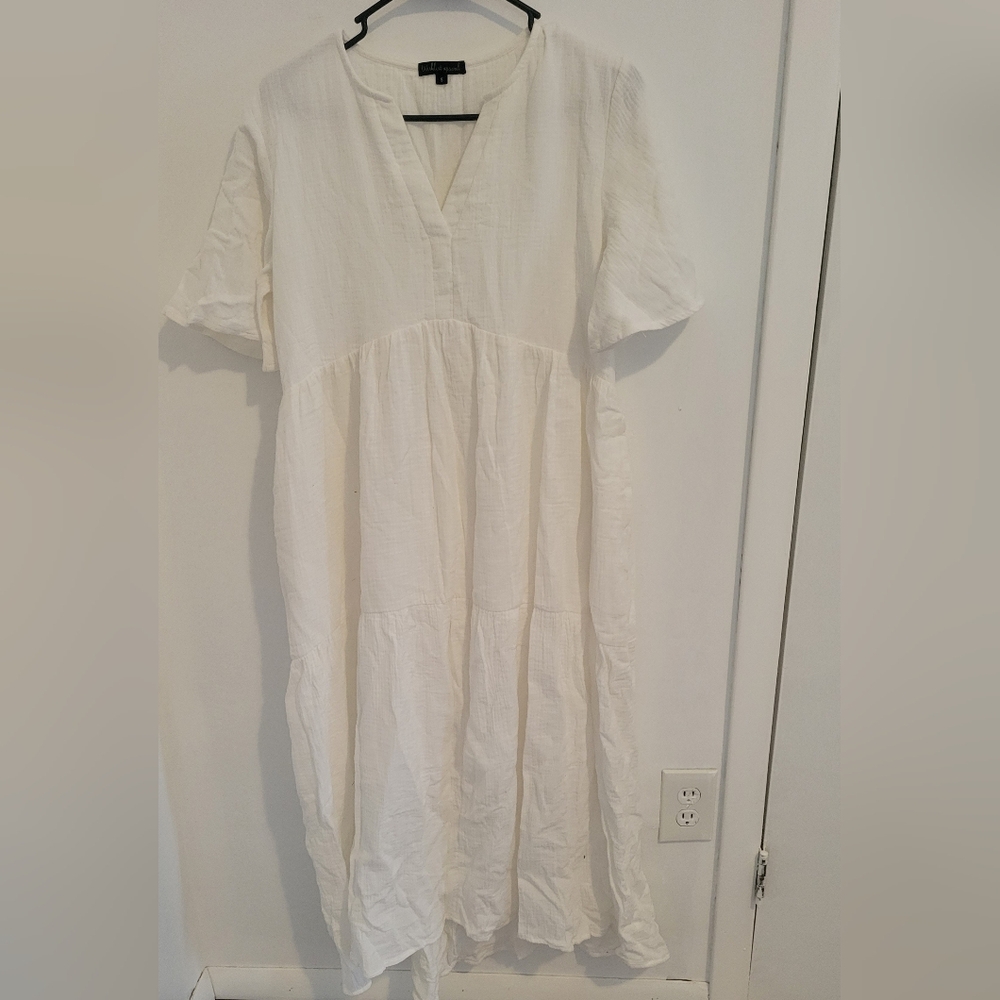 Chic White Maxi Dress